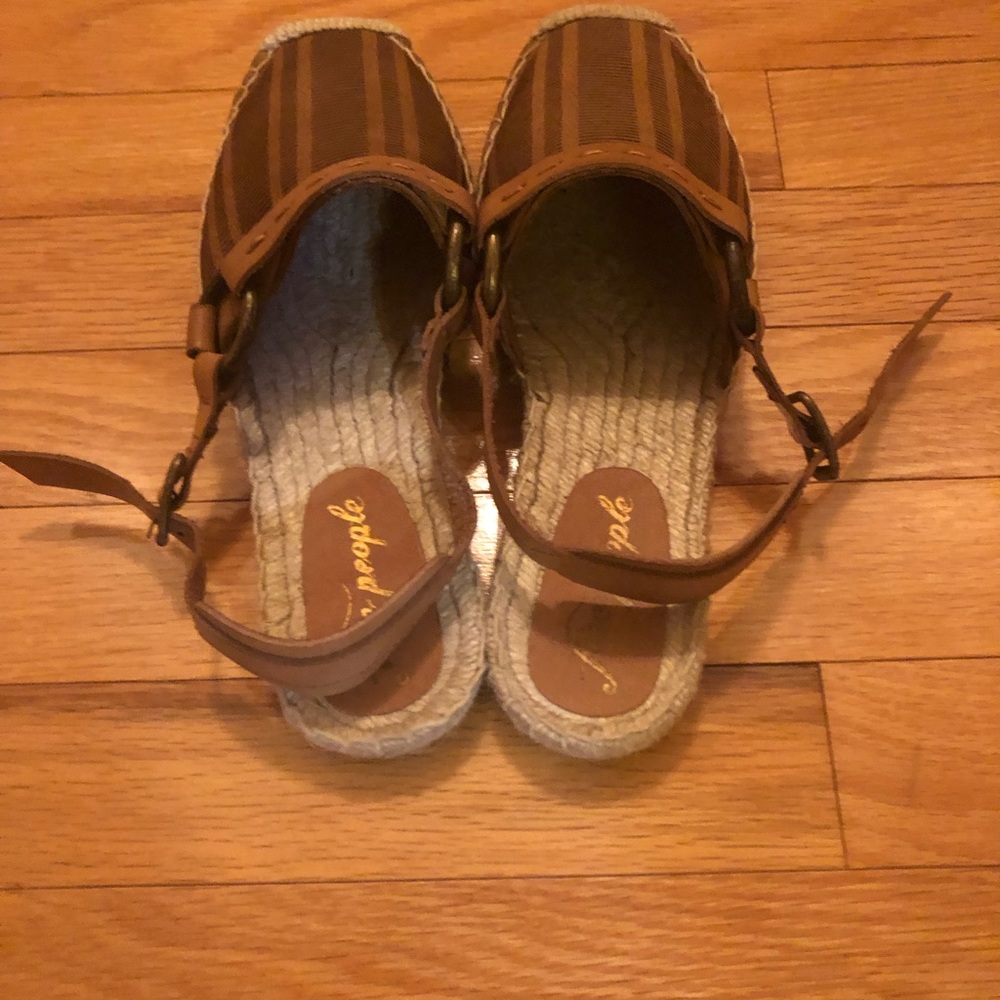 NWOB Free People Espadrilles, Size 38 - Picture 2 of 3